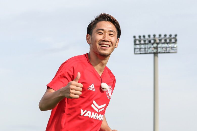 香川真司が謝礼5000円の女性に宮崎で引退後を見つけた!?左肩脱臼後の現在