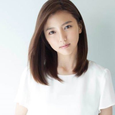 日本代表ｍｆ柴崎岳と真野恵里菜が結婚 彼女は逃げ恥 あのcm出演人気女優 トレンド速報net