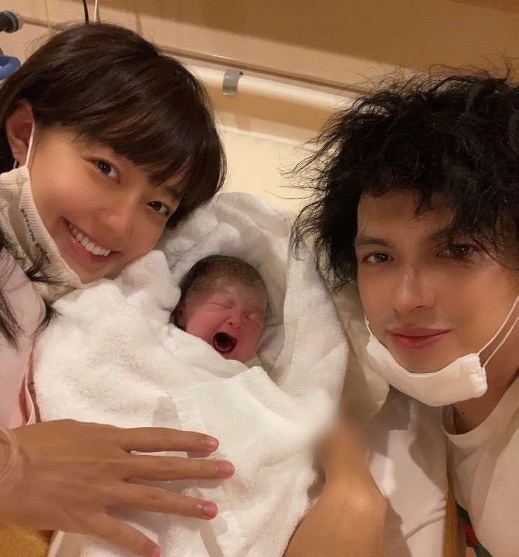 川崎希が第二子出産でアレクも感動コメント インスタや陣痛ブログ