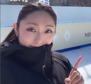 フィギュアスケート安藤美姫が16歳教え子との手繋ぎデート報道！涙の謝罪